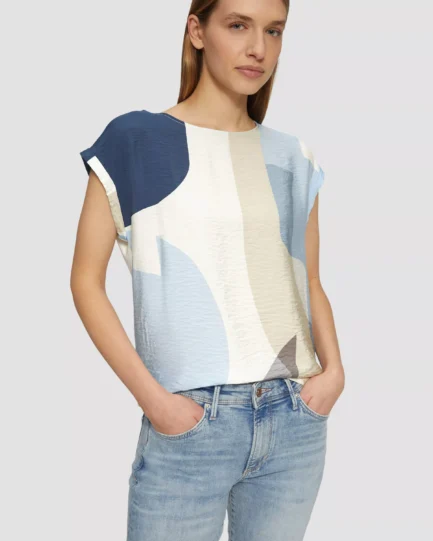 s.Oliver T-shirt in a fabric blend with a print on the front 2161643