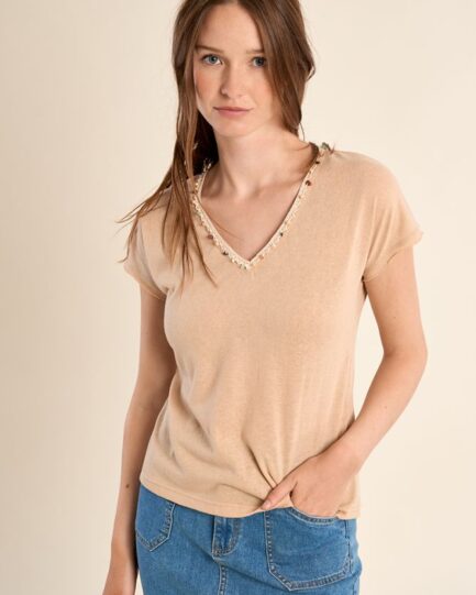 Molly Bracken V-neck T-shirt with embroidery and beading LA1270CEP
