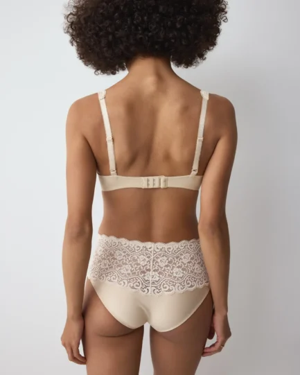 Triumph Amourette Wired Padded Bra 10209584